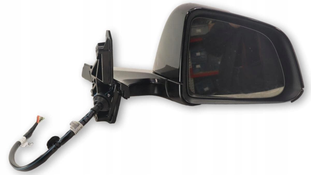 Model Y Buiten Spiegel