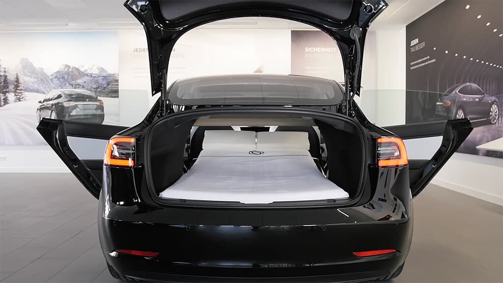 Dreamcase Premium matras  voor Tesla Model 3