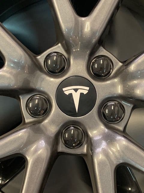 Aero wheel cap kit (naafkapjes met wielmoerdopjes)