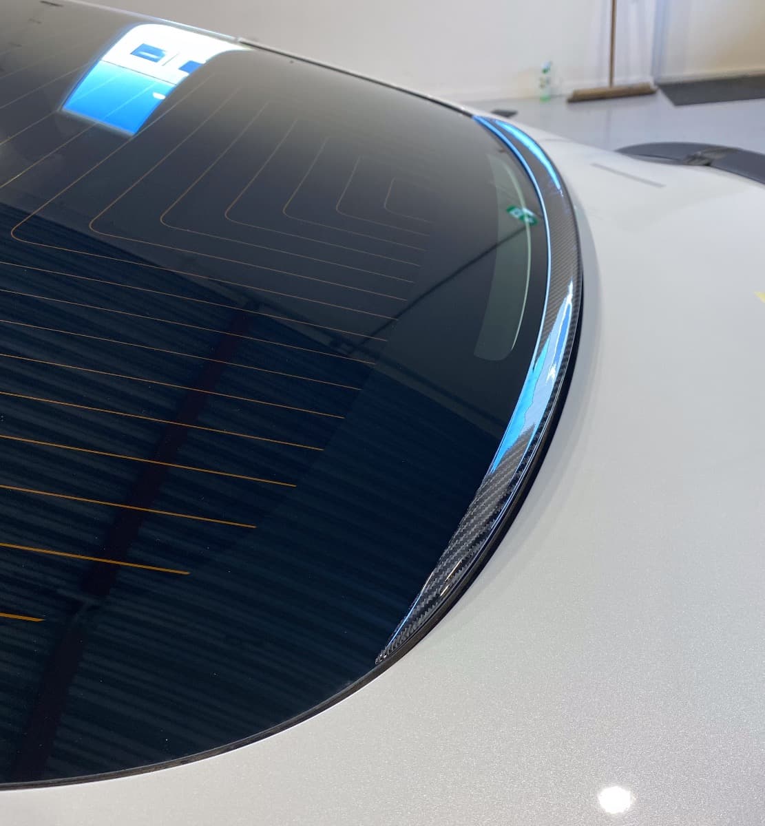 Model 3 - Anti-regen spoiler achterraam