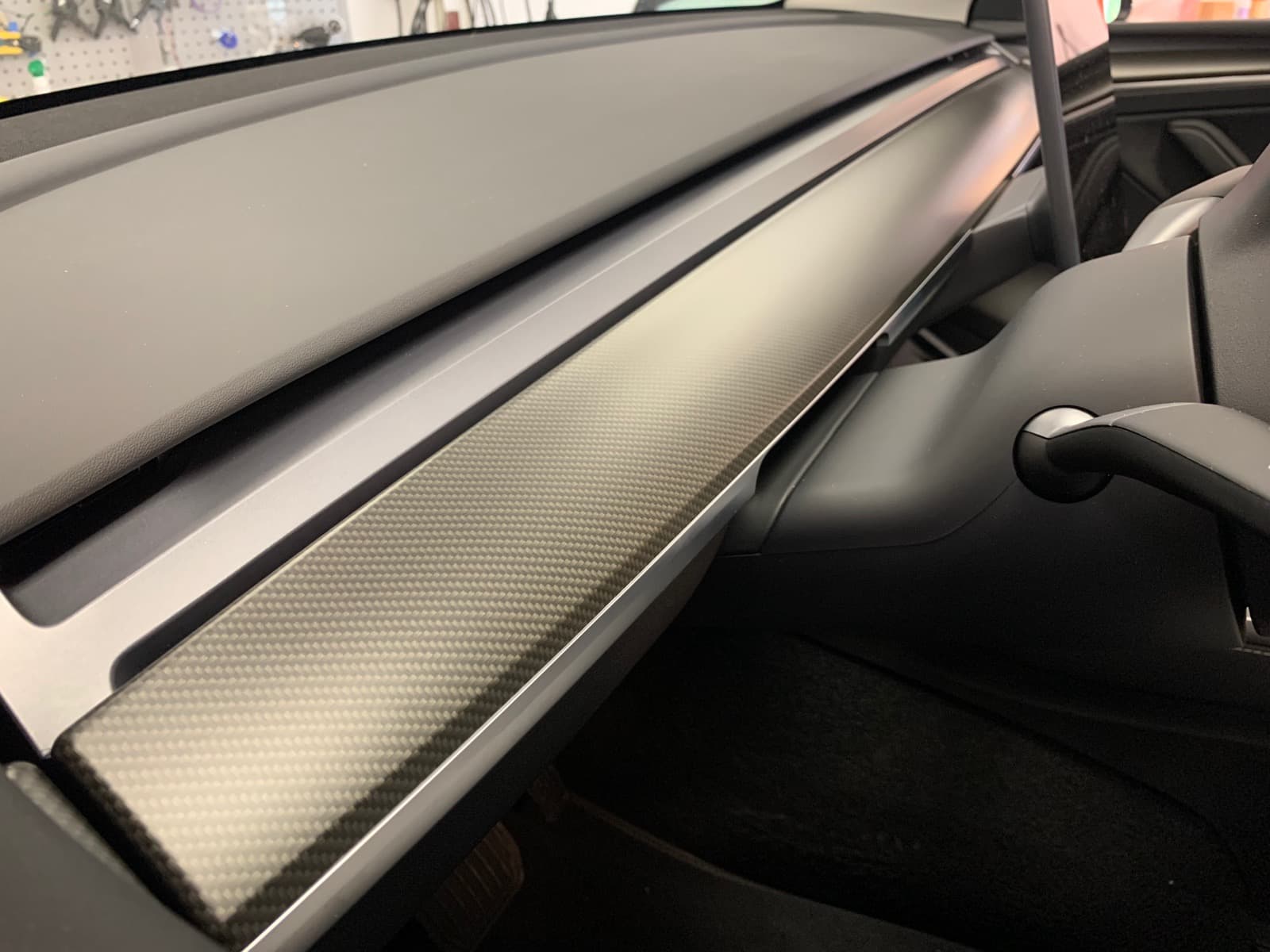 Model 3/Y - Dashboard panel wrap 