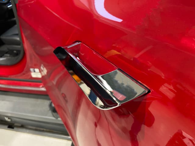 Model S - Reparatie deurhendel