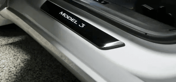 Model 3 - Verlichte dorpel instaplijsten