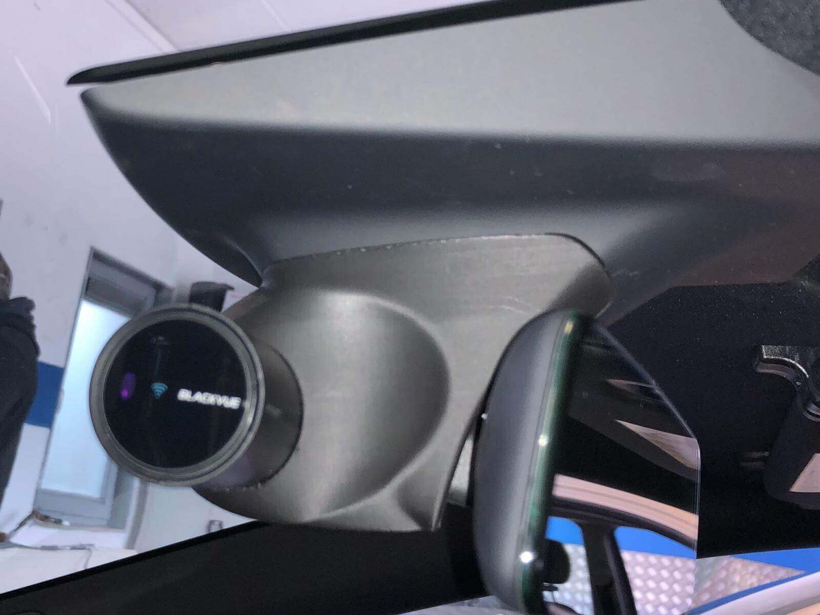 BlackVue custom montage beugel voor Tesla